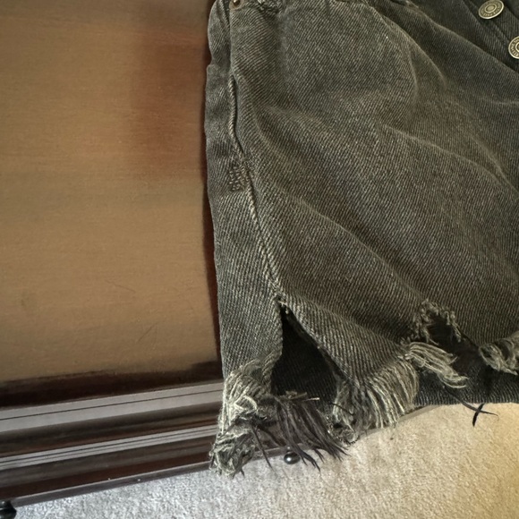 Free People Makai cutoff shorts - Picture 3 of 4